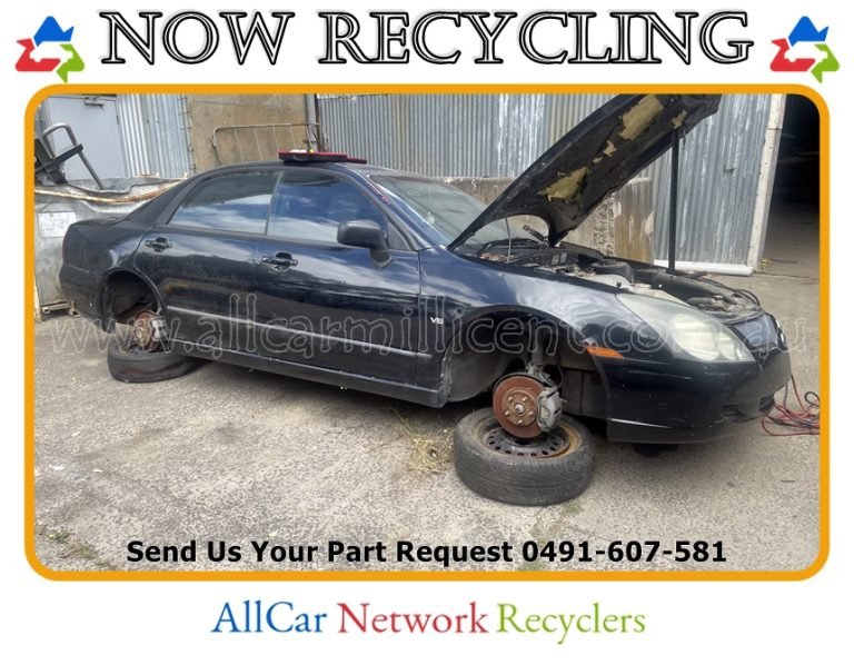 Now Wrecking Mitsubishi Magna TL ES Sedan Black November 2003
