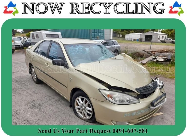 Now Wrecking Toyota Camry MCV36R Altise Sport Sedan Gold December 2003